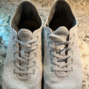 Light gray Peter Millar slide on sneakers in size 13.  Great condition.